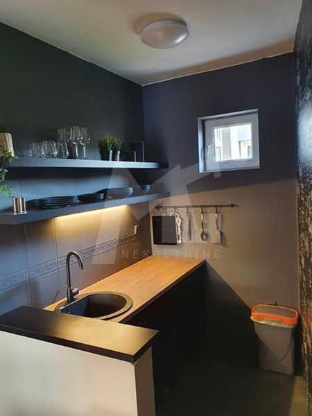 Sun Center Apartment Novi Sad Buitenkant foto